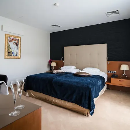 Hotel Mikado