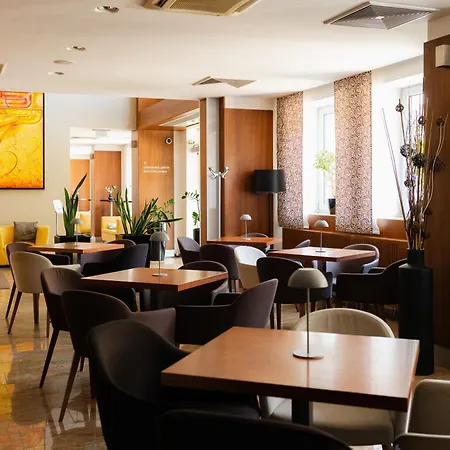 Mikado Hotel 4*