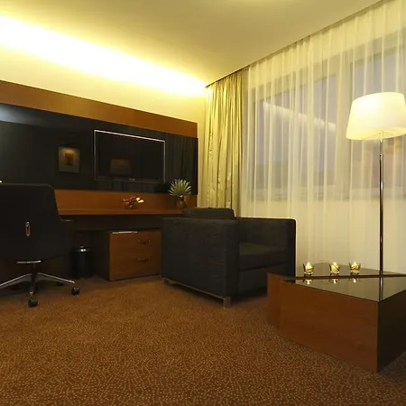 Mikado Hotel
