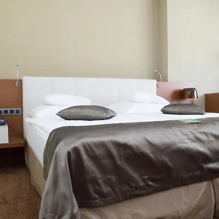 Hotel Mikado 4*
